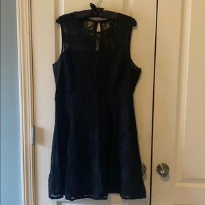Banana Republic - black lace dress - size 12